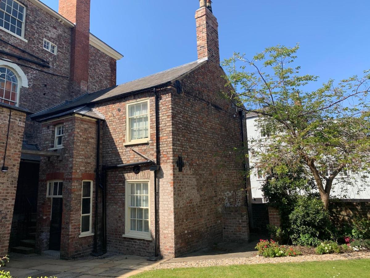 Walmgate Cottage York Bagian luar foto